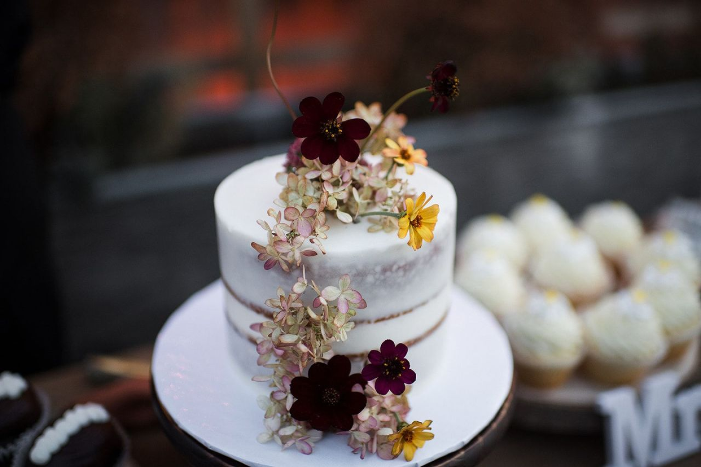 WEDDING CAKE